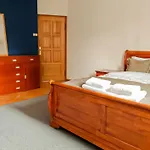 Feels Like Metro Zacisze Quarto em Acomodações Particulares Varsóvia