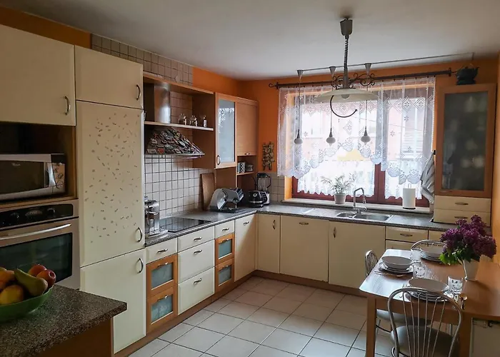 Habitación en casa particular Feels Like Metro Zacisze