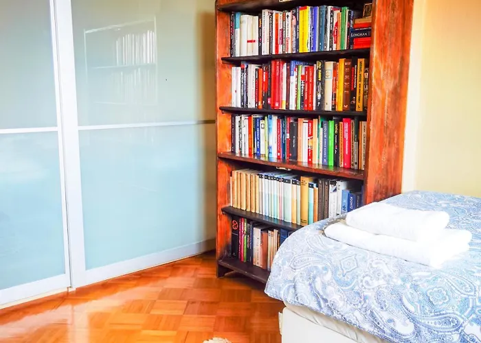 Feels Like Metro Zacisze Quarto em Acomodações Particulares *