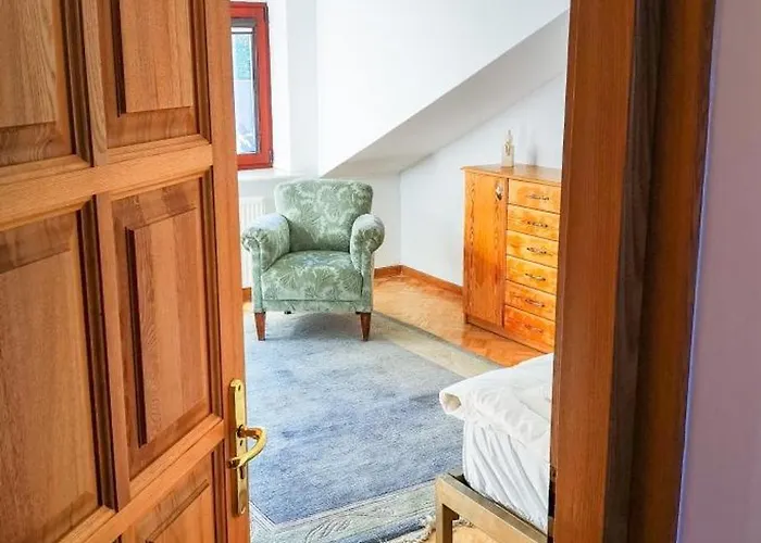 Feels Like Metro Zacisze Varsóvia